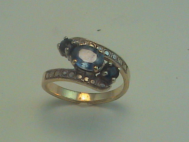 Ladies Sapphire Ring